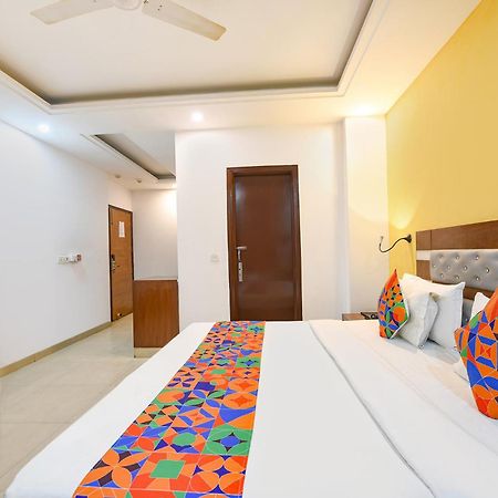 Fabhotel The Kings Plaza New Delhi Bagian luar foto