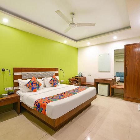 Fabhotel The Kings Plaza New Delhi Bagian luar foto