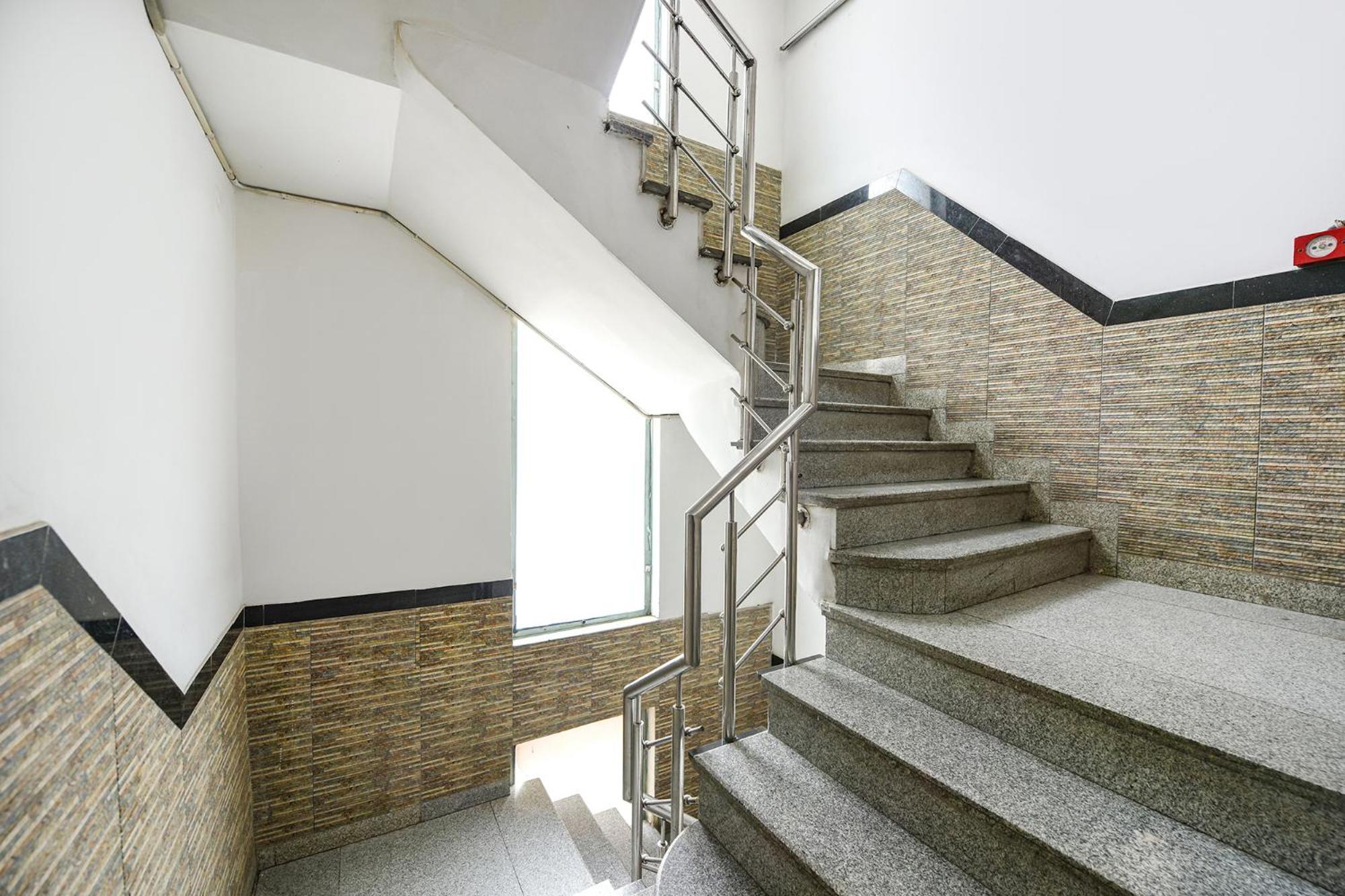 Fabhotel The Kings Plaza New Delhi Bagian luar foto
