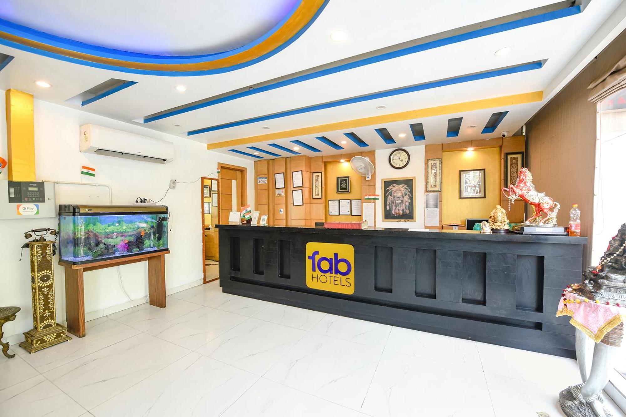 Fabhotel The Kings Plaza New Delhi Bagian luar foto